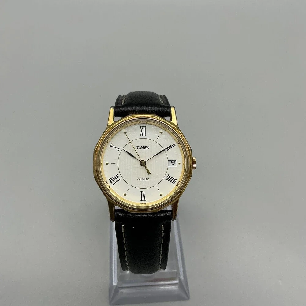 Timex features closure style